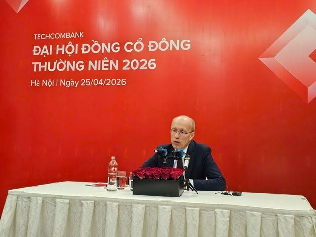 Techcombank CEO Jens Lottner outlines strategy to take Techcombank to an international level using AI and data