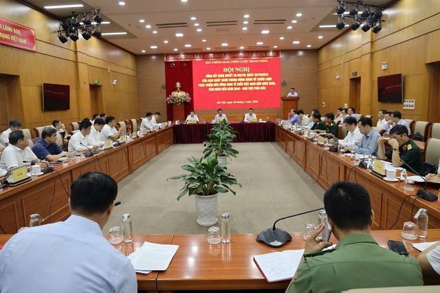 Nguyen Thanh Nghi: focus resources on developing Vietnam's marine economy