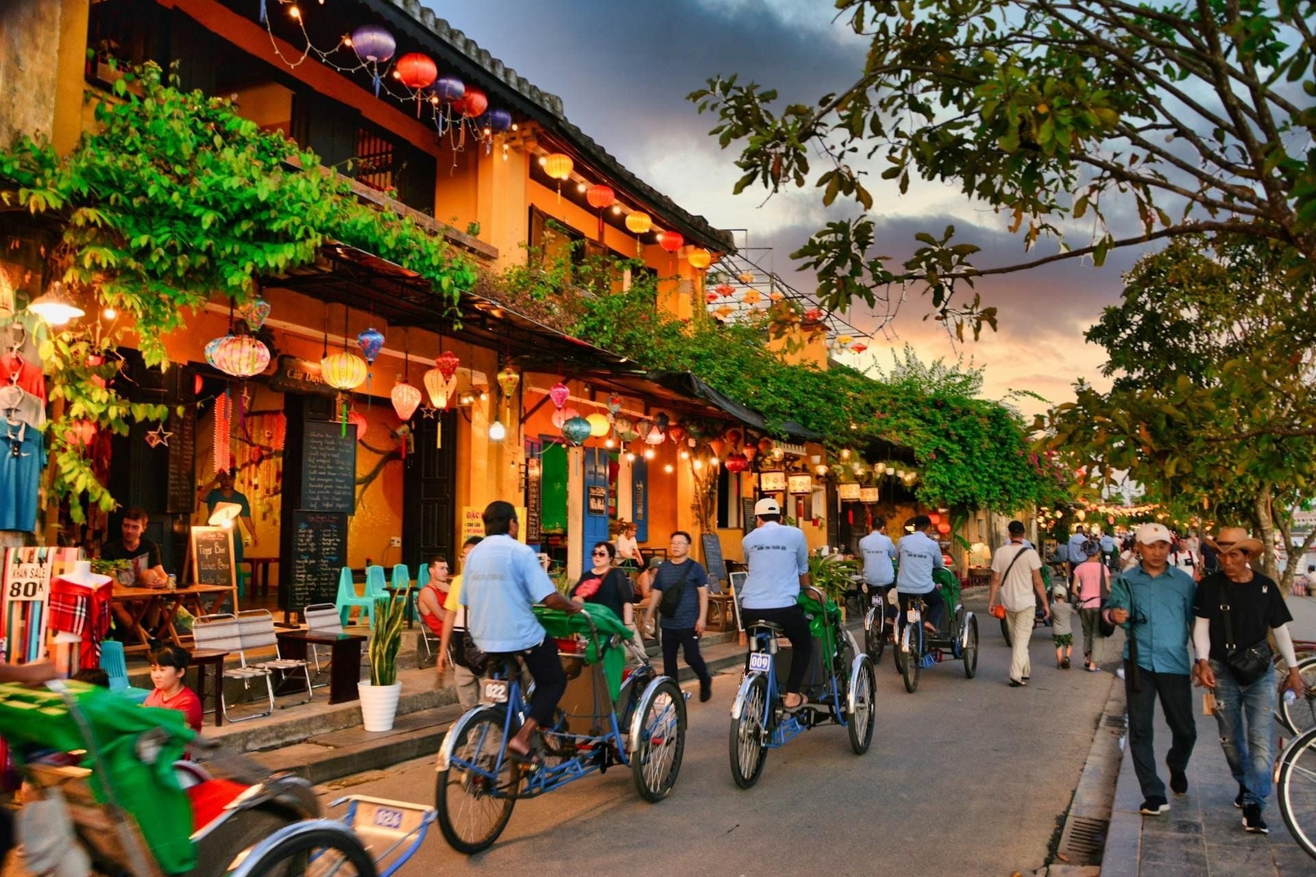 Việt Nam ghi nhận hai chỉ số kinh tế ở mức cao kỷ lục trong 4 tháng đầu năm 2026