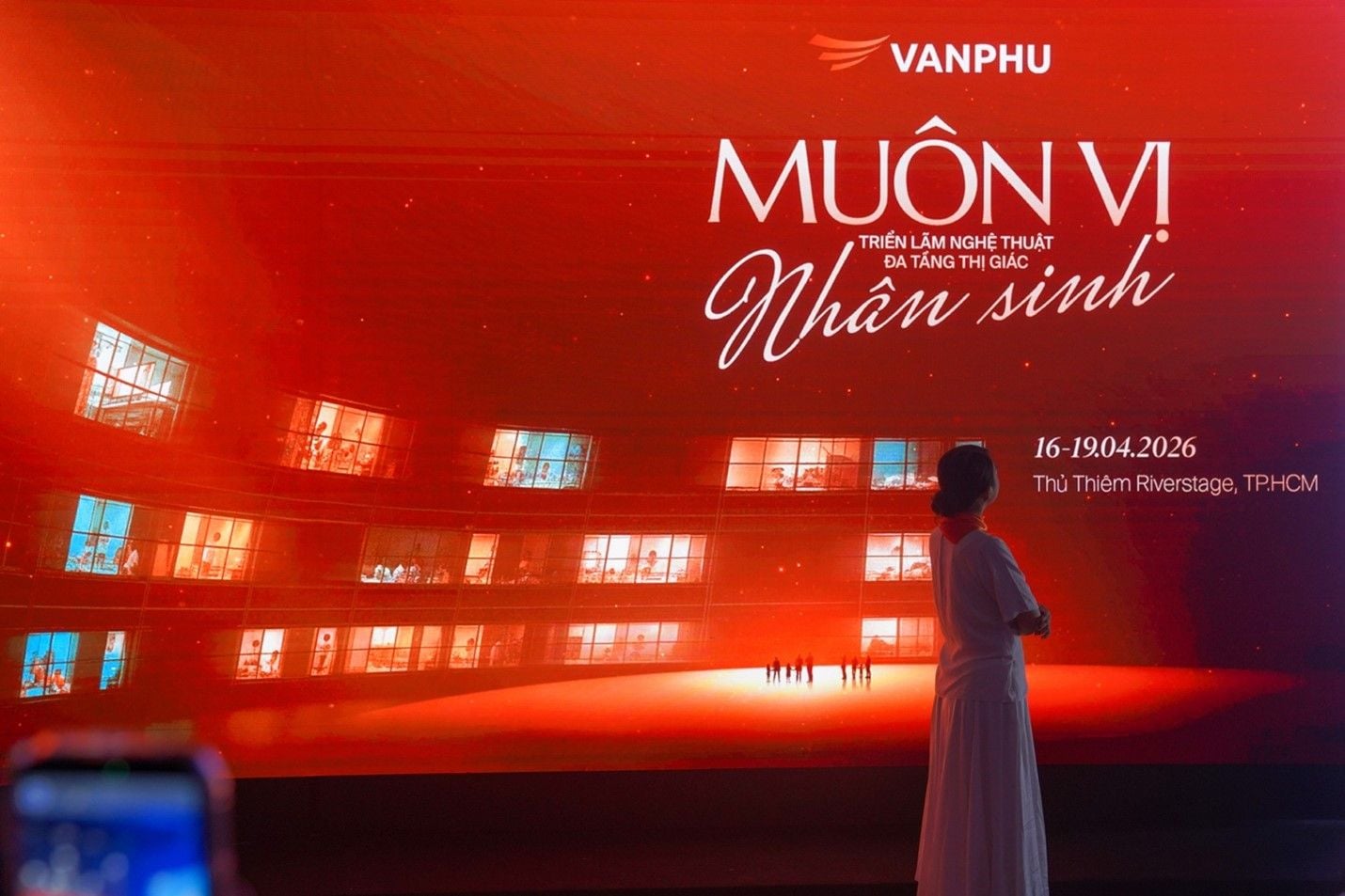 Van Phu organizes real estate exhibition 'Muon vi nhan sinh' in Ho Chi Minh City