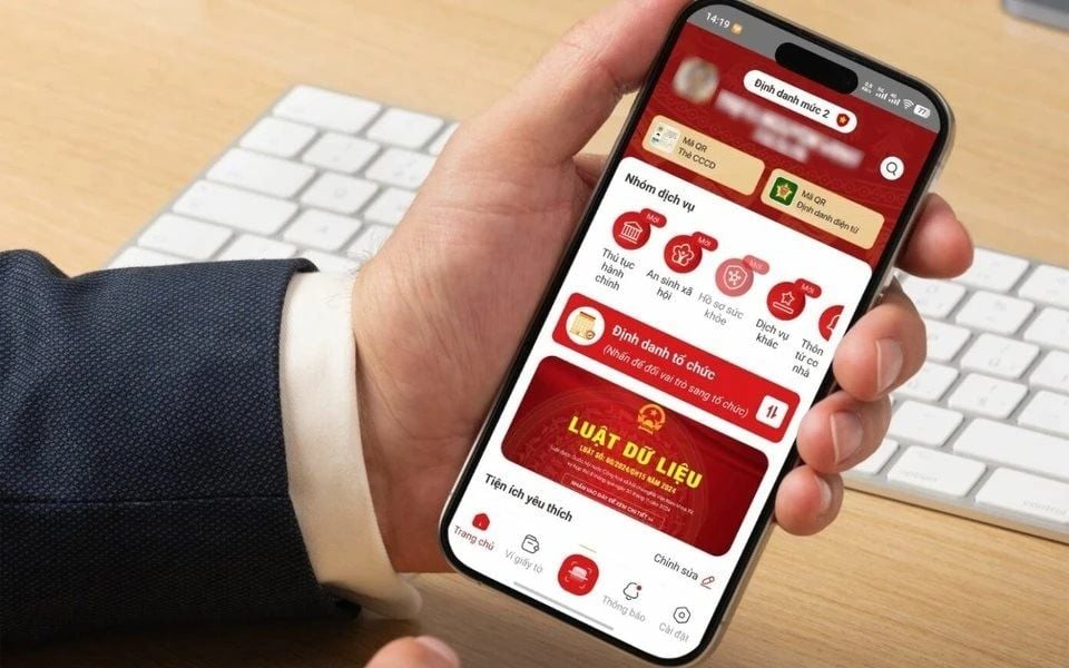 Dong Nai Police announces new information related to VNeID and outlines fee exemptions for weapon-permit procedures through December 31, 2026