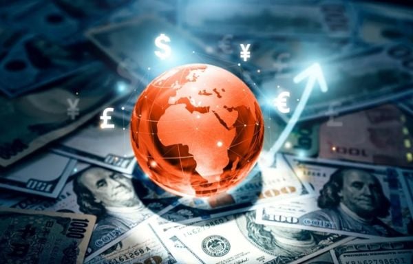 Hundreds of billions of USD in annual investment flows: How will Vietnam's financial markets absorb them?