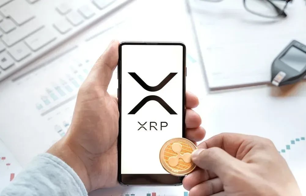 XRP leverage declines to about 0.15 as price hovers near $1.41
