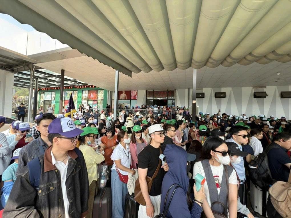 Vietnamese travel to China surges as border crossings welcome nearly 500,000 travelers, capturing about 40% of the international tour market