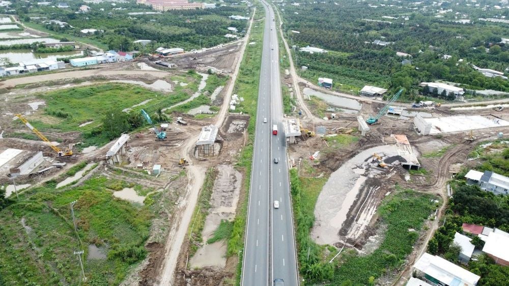 Đường cao tốc Cao Lãnh – An Hữu chưa hoàn thành: Đồng Tháp đề xuất mở rộng thông qua dự án mới