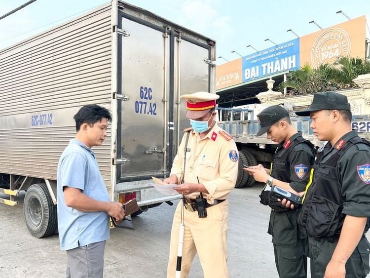 6 ngày nghỉ Tết: Cảnh sát giao thông xử lý hơn 48.000 trường hợp vi phạm