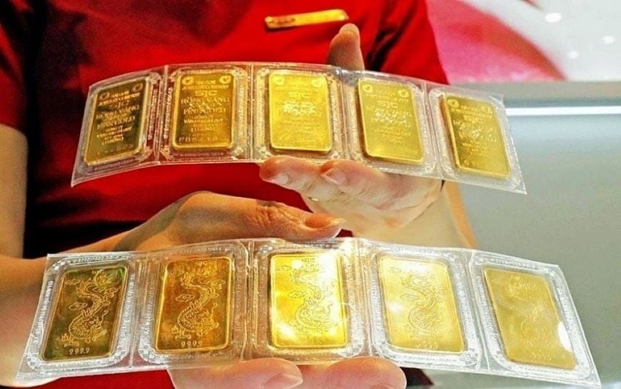 Domestic gold prices rebound in morning trading on May 12, up around 2 million VND per tael