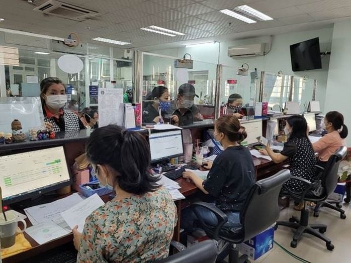 Unemployment insurance contribution ceiling rises to over 106 million dong per month