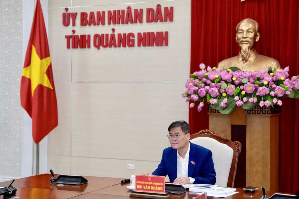 Leading Chinese construction group proposes a 9.6-km bridge with a 360-degree rotating restaurant in Quảng Ninh, likened to 'Vietnam in miniature'