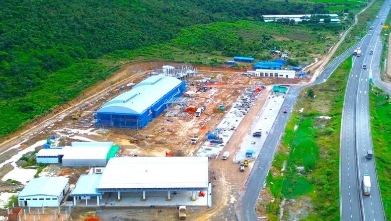 Accelerating construction to complete rest stops on the North-South Expressway ahead of the April 30 holiday