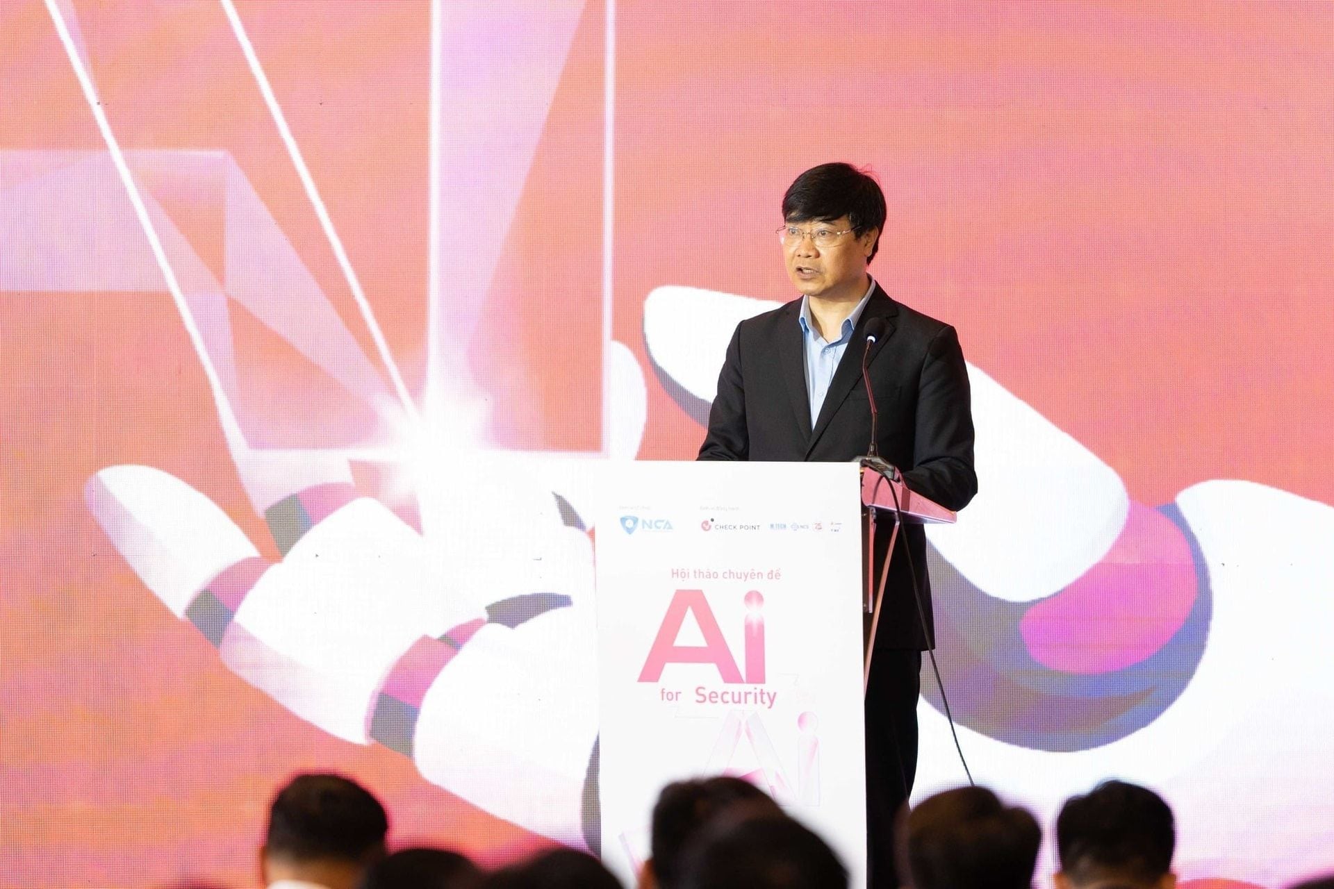 AI is becoming a defining factor shaping cybersecurity and national security, says Col. Dr. Nguyen Hong Quan