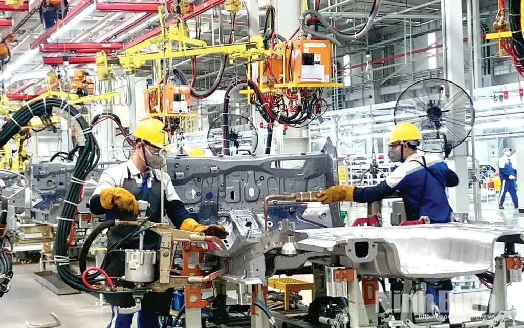 Ministry of Industry and Trade issues Unified Document updating rules on car production, assembly, import, and after-sales service