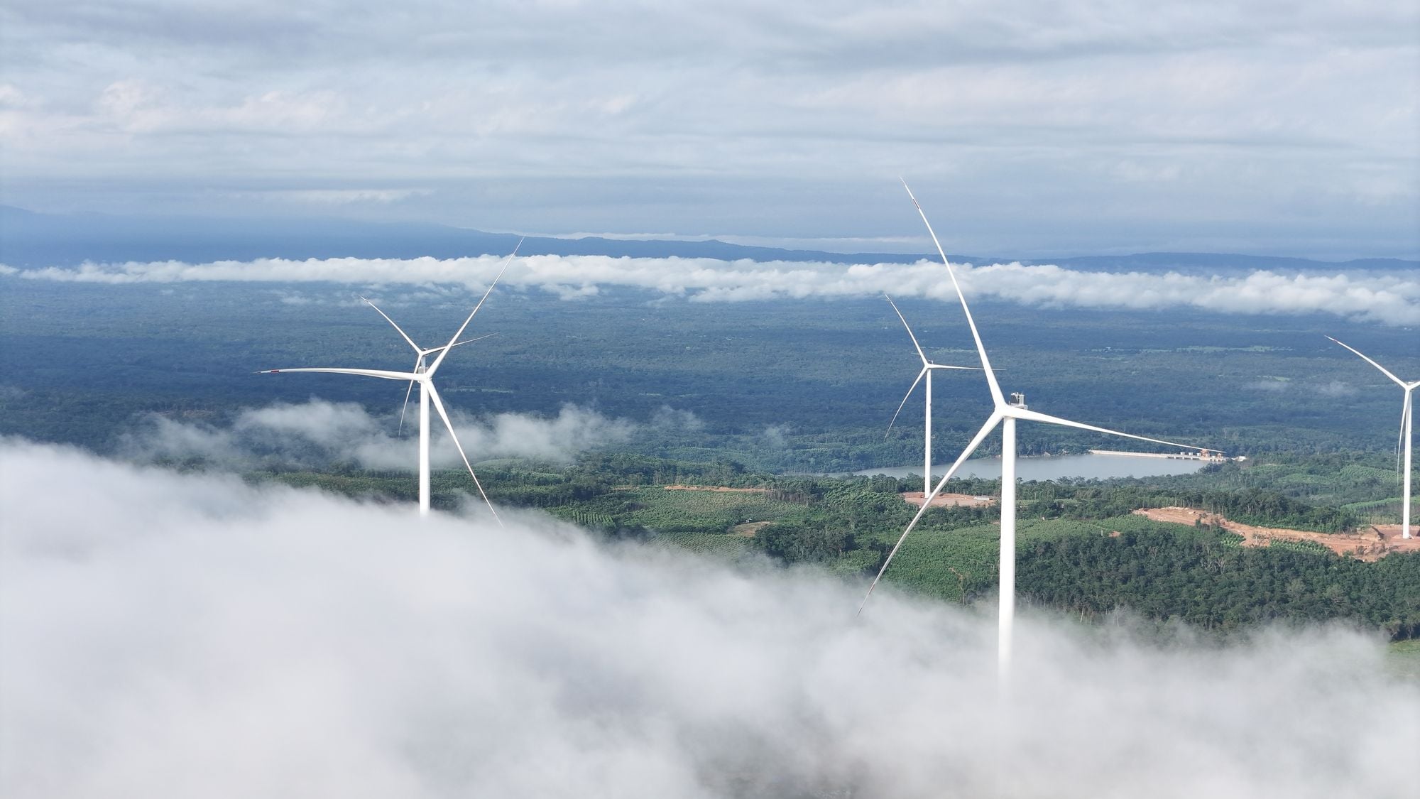 From the 'Three-No' construction site to cross-border power: how Bầu Hiển's T&T Group delivered Savan 1 in 16 months