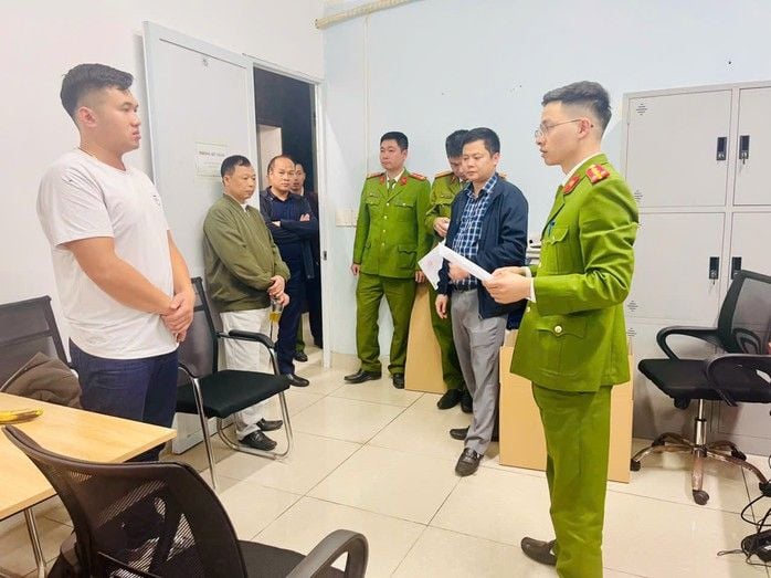 Six individuals charged over illegal sale of invoices worth more than 1 trillion VND