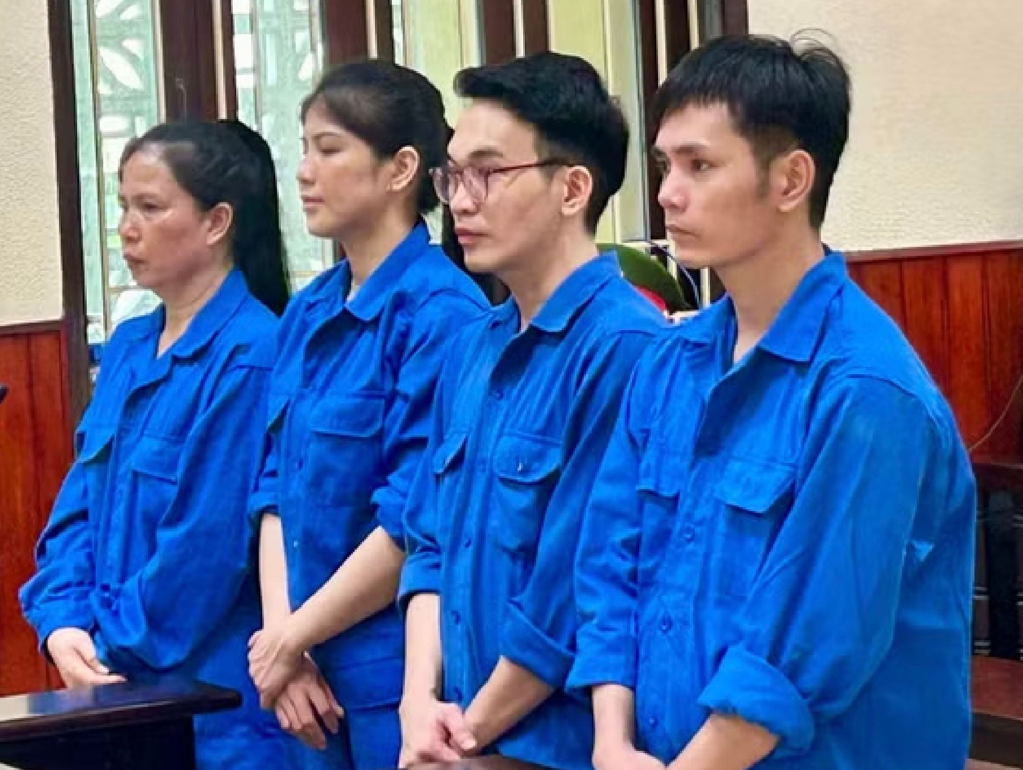 Former bank employee's loan rollover scheme to misappropriate 65.5 billion dong