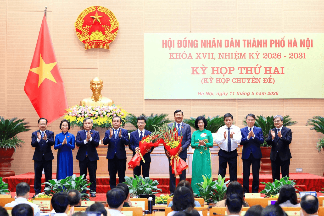 Hanoi appoints two new vice chairs of the People’s Committee for 2026-2031.
