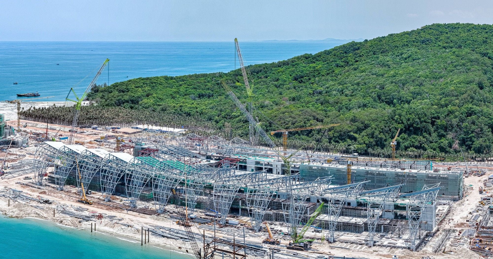 Unprecedented highlight at the APEC Conference and Exhibition Center in Phú Quốc: 11,000 m2 space with no central column