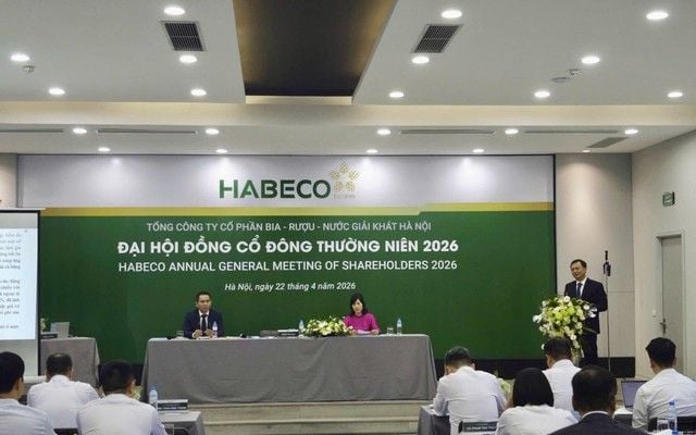 Habeco chairman: Hanoi beer industry faces headwinds as on-premises consumption declines, Habeco remains in an uptrend