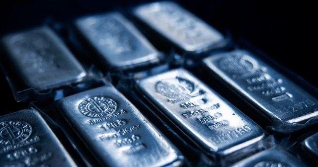 Two scenarios for the silver market this week