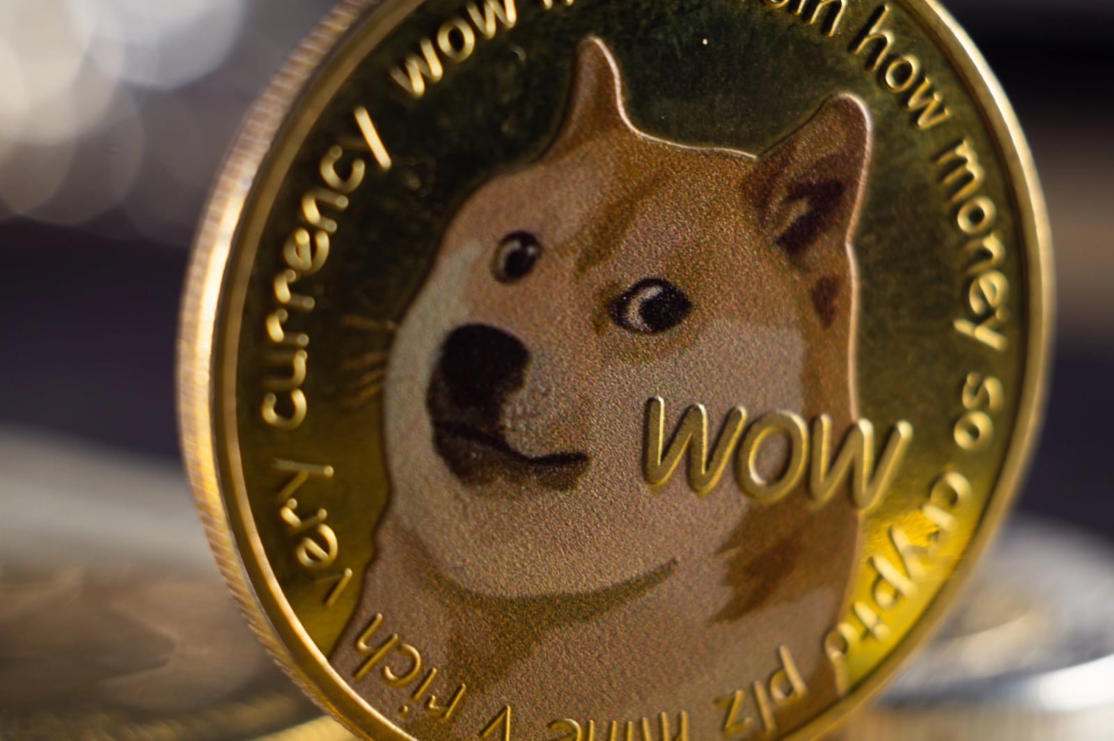 Bitcoin breakout above $78,330 signals potential 25% rally for Dogecoin toward $0.136 if it flips 23-week resistance