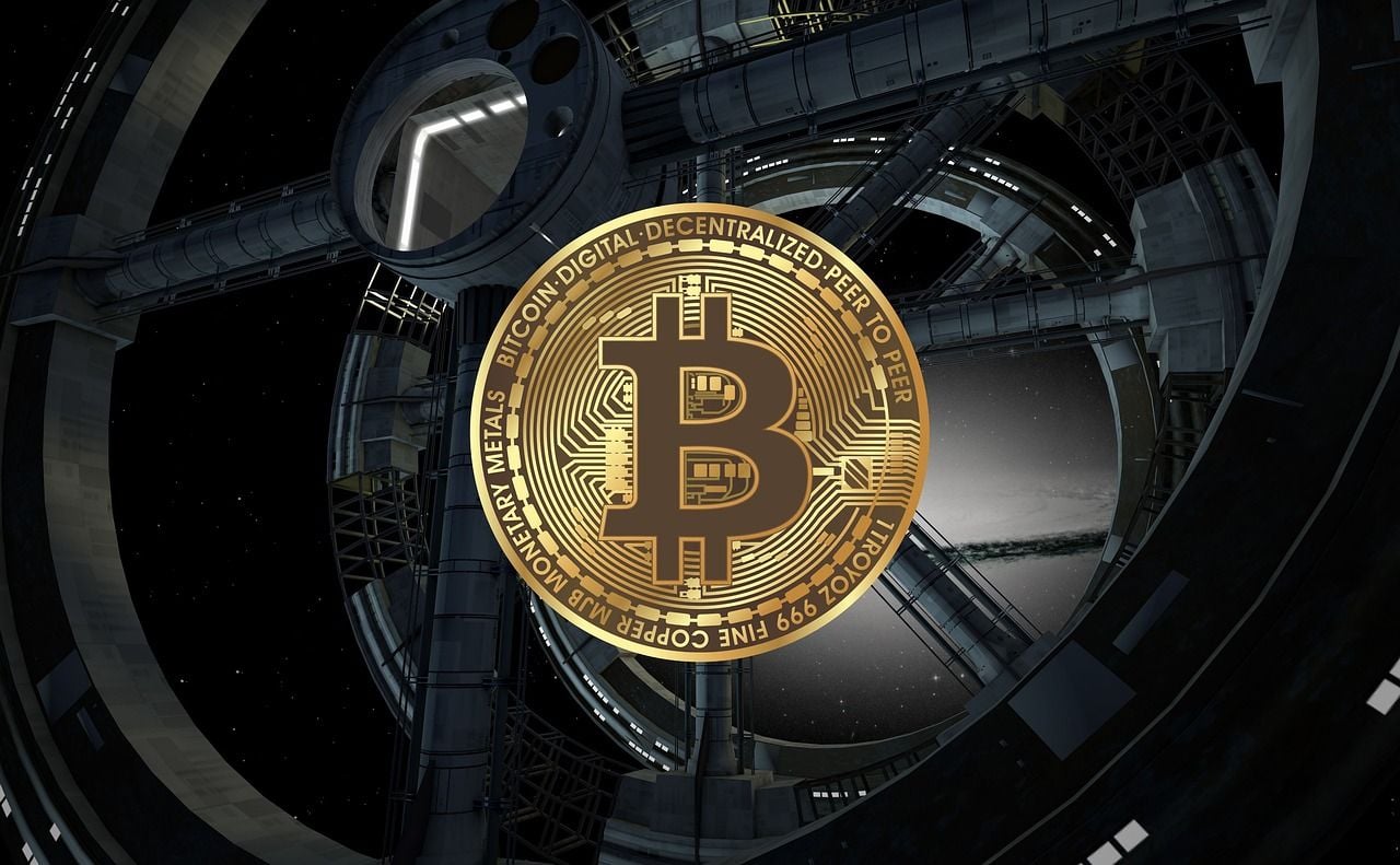 Bitcoin phục hồi lên 82.800 USD khi thị trường hồi phục