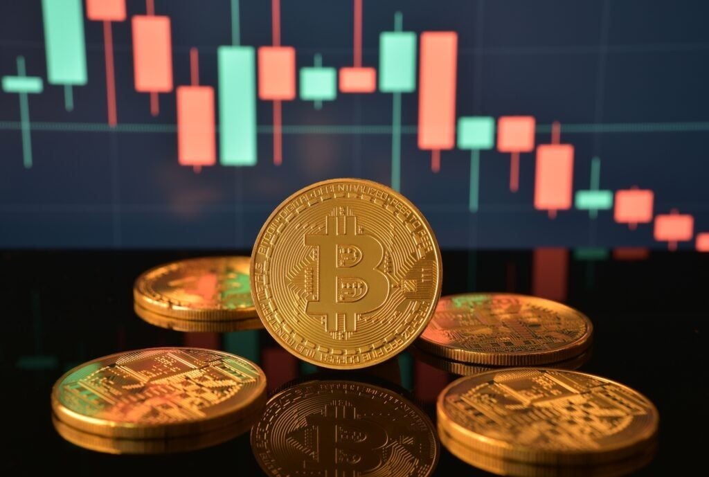 Bitcoin, Ethereum, XRP giảm khi Dogecoin tăng trước phiên markup của Luật Crypto Act tại Thượng viện; Nhà phân tích dự báo BTC sẽ tiếp tục giảm