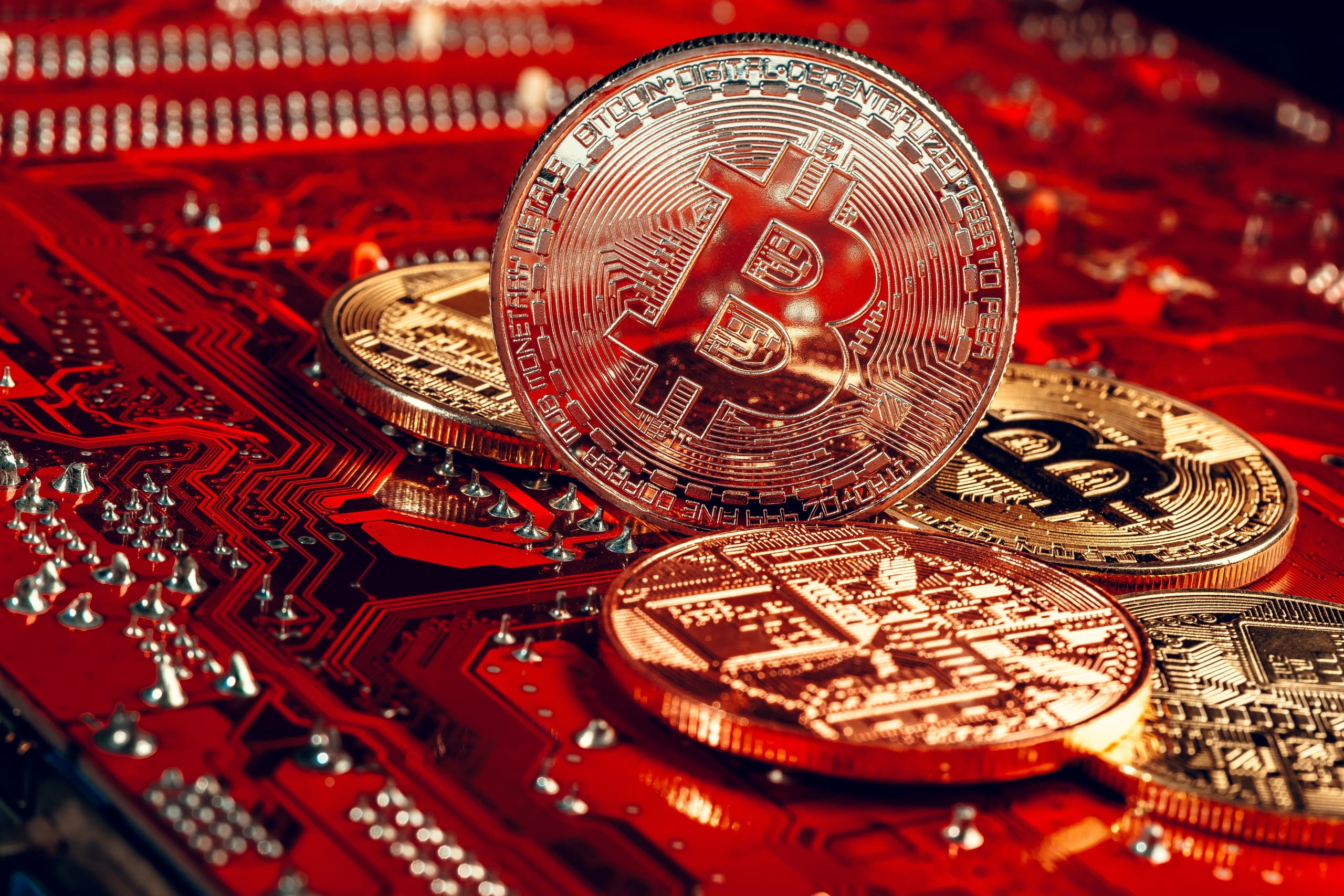 Bitcoin falls below $63,000 as leveraged liquidations surge in crypto markets