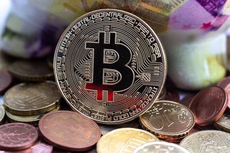 Bitcoin ghi nhận dòng vốn tăng lên bất chấp vị thế giảm giá — tác động đến giá
