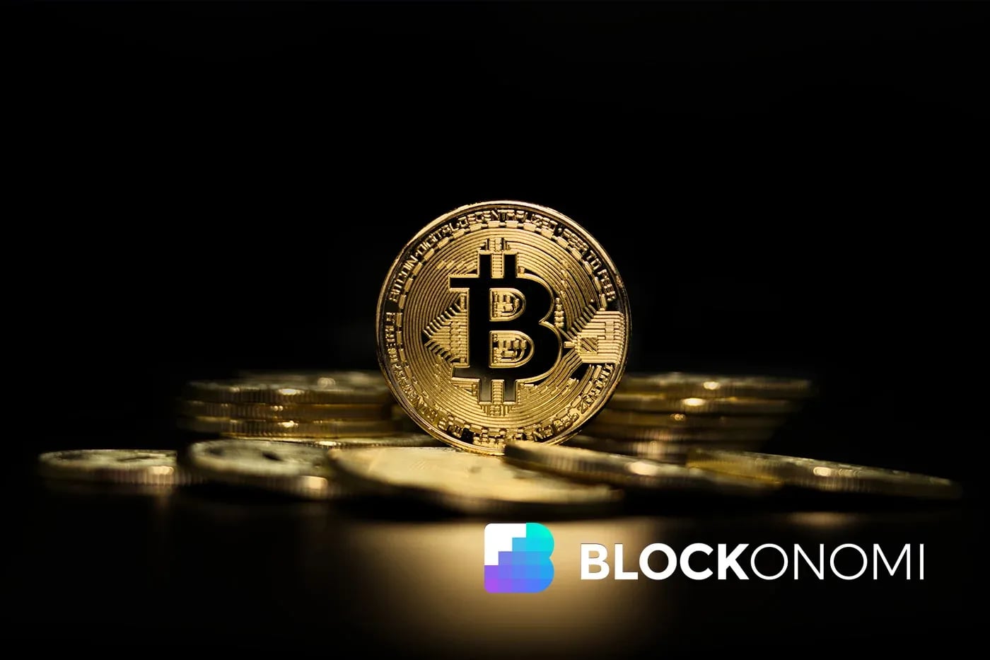 Bitcoin’s $80K Liquidity Wall: ETF Investors and Short-Term Whales Face a Make-or-Break Moment