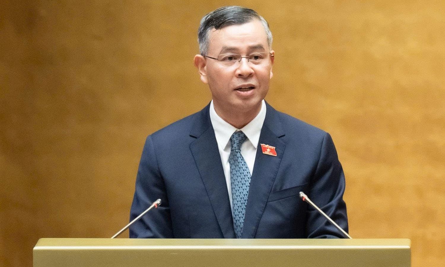 Government submits draft law to remove the 500 million dong annual tax threshold for household businesses