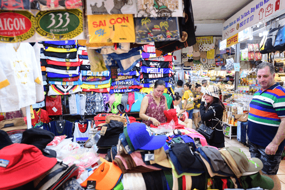 Household businesses seek a rational tax-exemption threshold as tax-law revisions contemplate raising the threshold to 1 billion dong per year