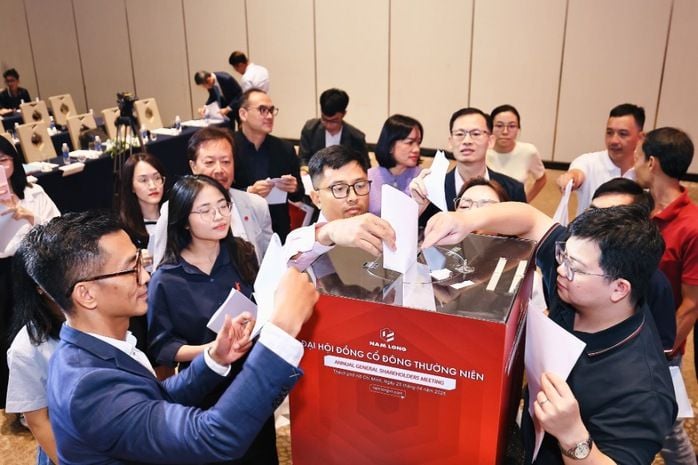 Lãnh đạo Hòa Phát, FPT, Masan, HAGL trả lời câu hỏi của cổ đông về giá cổ phiếu.