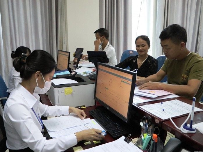 Prime Minister orders downsizing of civil servants with weak performance