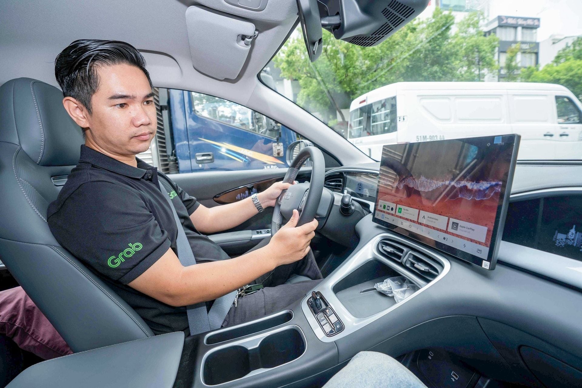 Grab Việt Nam và Tasco Auto ký thỏa thuận hợp tác toàn diện nhằm thúc đẩy di chuyển điện cho tài xế
