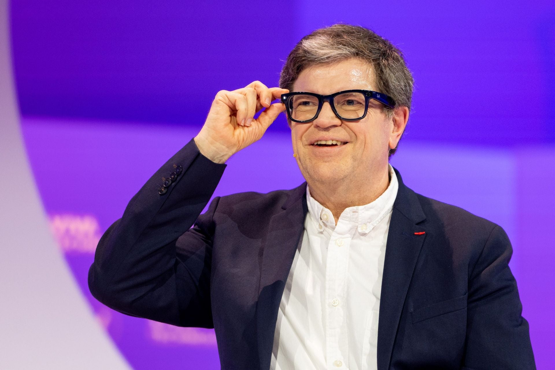 LeCun unveils LeWorldModel: a 15-million-parameter AI model that can run on a laptop, trained on a single GPU in hours, challenging the chip-centric AI paradigm