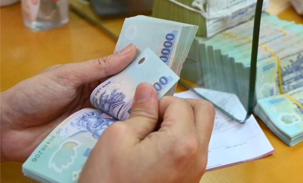 Dormant accounts under 500,000 VND at risk of total funds deduction; customers should be aware of the following