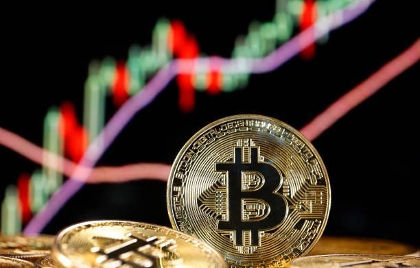 Bitcoin approaches a key resistance zone ahead of potential price reversal