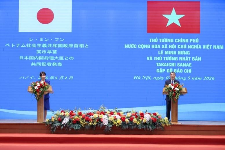 Vietnam developing at a strong pace, says Japanese prime minister