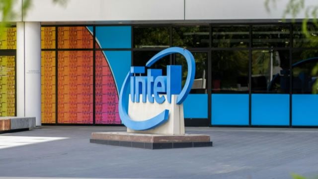 Intel stock rally extends as AI demand boosts sales and Apple deal talks buoy shares