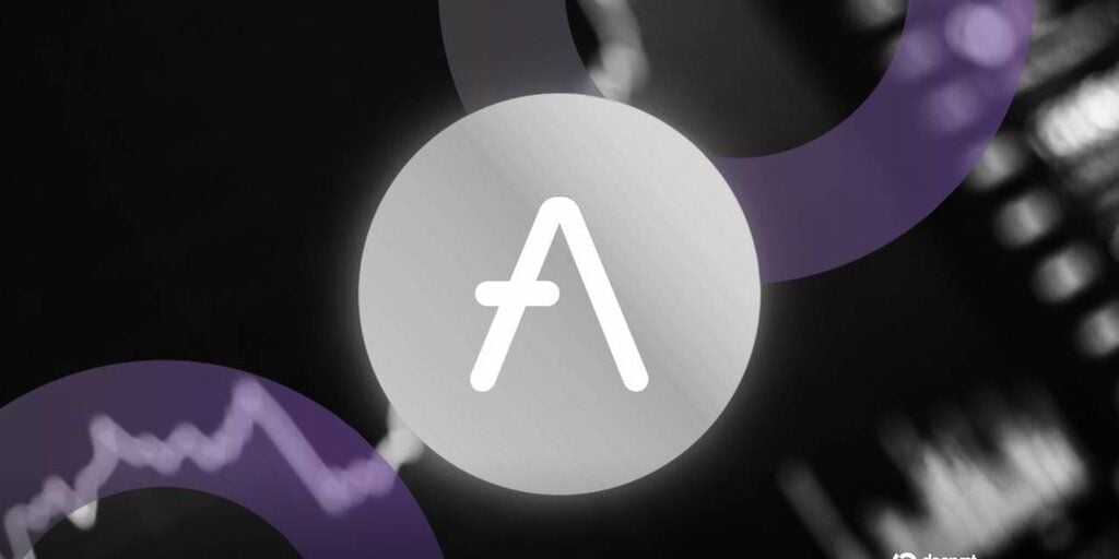 Kelp DAO rsETH exploit at Aave triggers liquidity crunch as attackers borrow funds, driving $6.2 billion in net withdrawals across DeFi (April 2026)