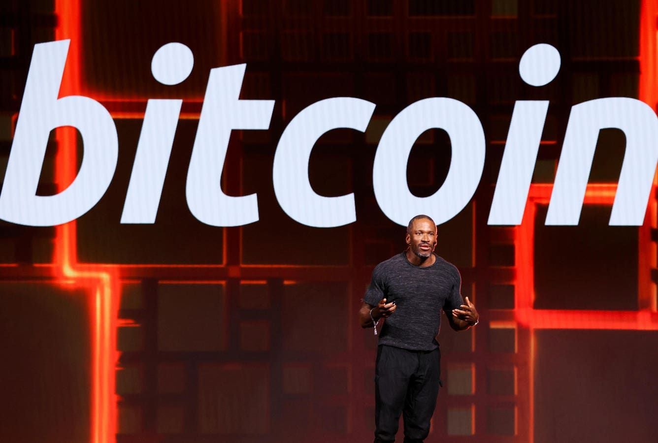 Bitcoin in a 'no-trade zone' as Hayes says Fed liquidity is needed to reach $500,000 — Saylor expands BTC holdings