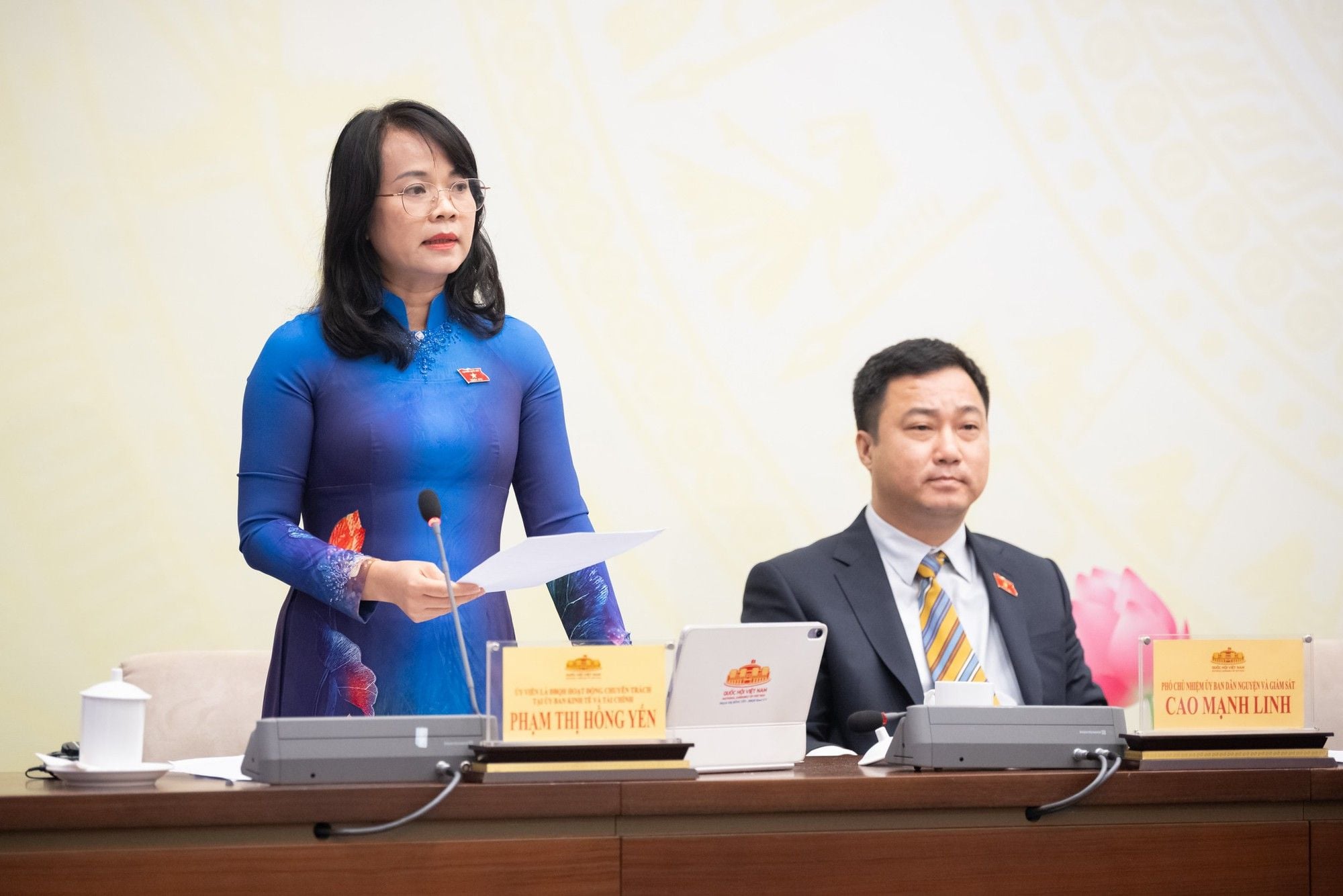 Removal of the 500 million dong tax-free threshold to reduce the tax burden for about 5 million small businesses