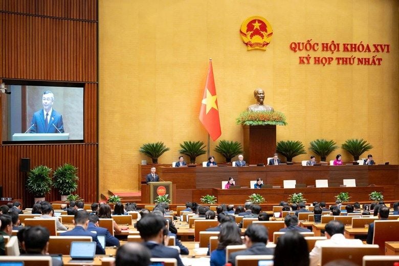 Parliament approves removal of the 500 million dong tax-free revenue threshold for household businesses