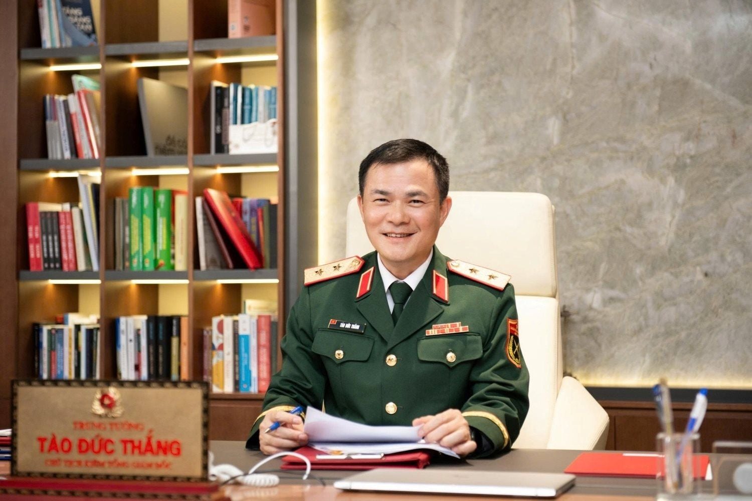 Chairman Ta Duc Thang: Viettel Group to take on new tasks in missiles, military chips, and low-Earth-orbit satellites as part of a 15-year plan to become a global dual-use technology company