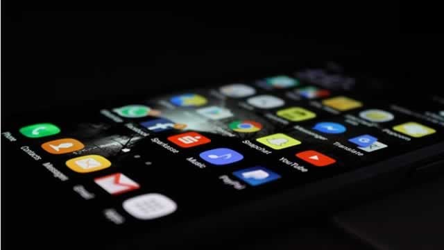 ServiceNow Q1 2026 earnings hit by Middle East deal delays; AI disruption concerns weigh on SaaS sector