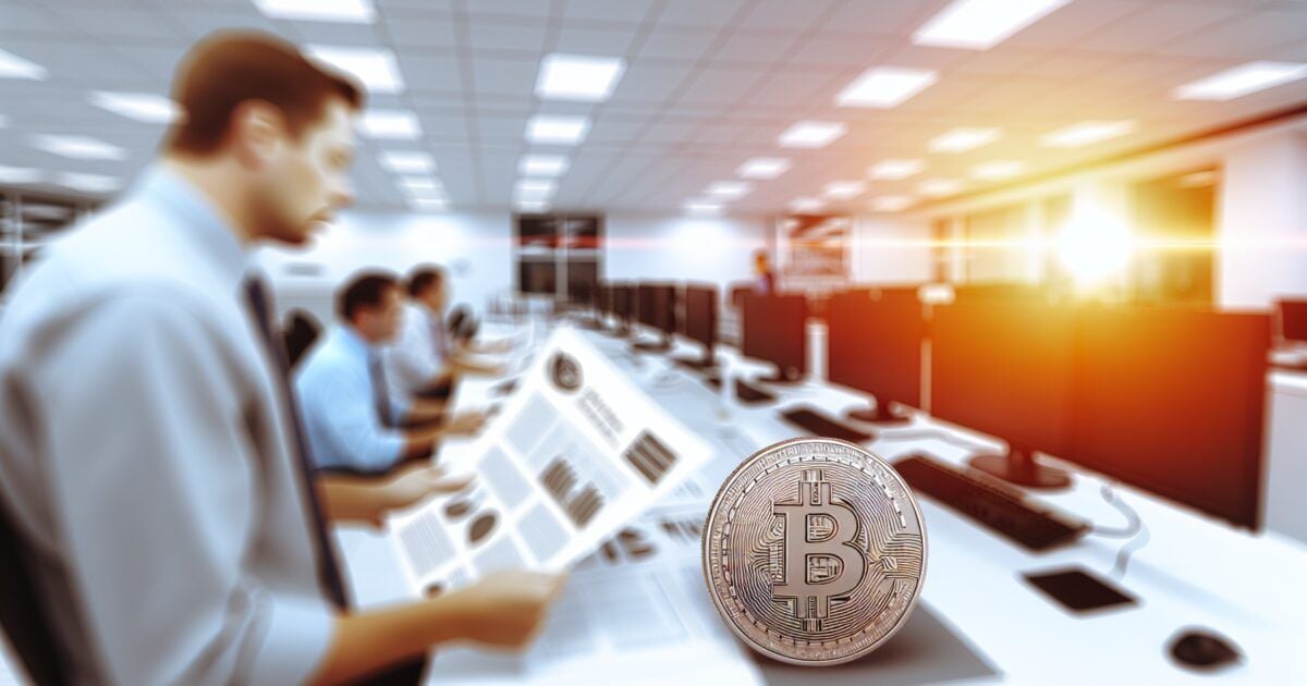 Standard Chartered Slashes Bitcoin and Ethereum Price Targets as Crypto Markets Wobble