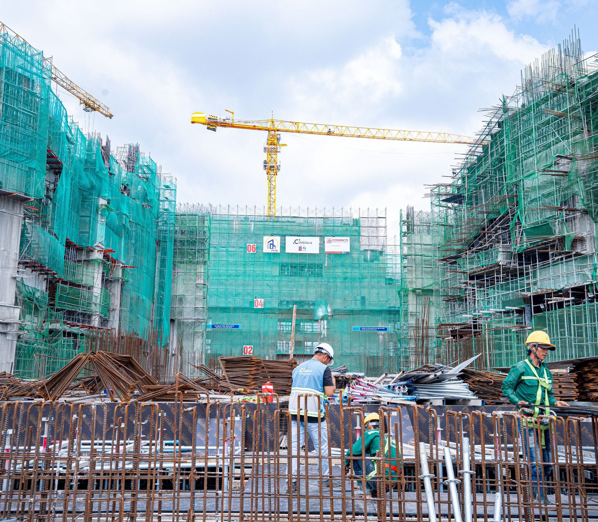 Close-up of megaprojects for APEC 2027 taking shape in Phu Quoc