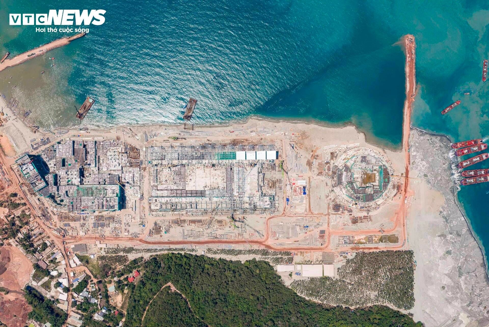 APEC Conference Center in Phú Quốc Takes Shape After 10 Months of Construction