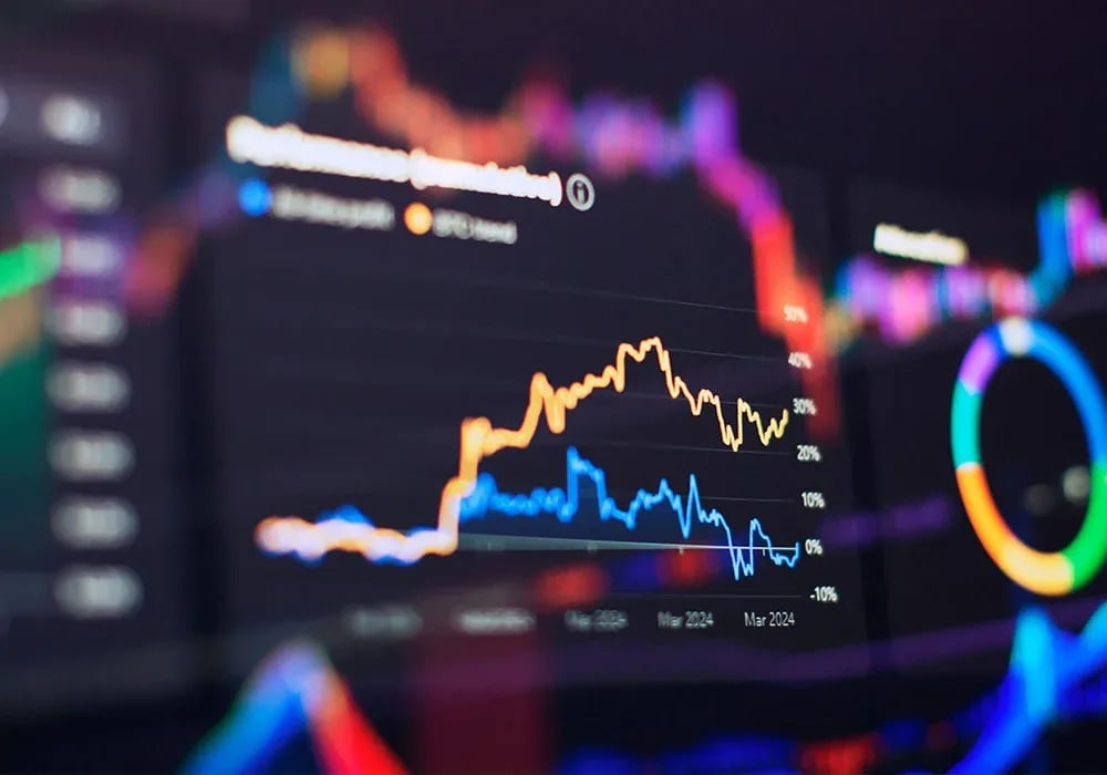 U.S.-Iran tensions send oil soaring 6% while Bitcoin shows resilience