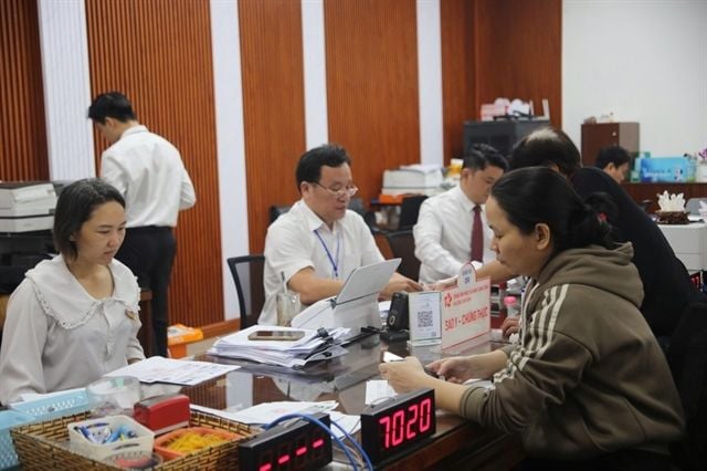 Ministry of Home Affairs proposes funding sources to implement base salary increase to 2.53 million dong